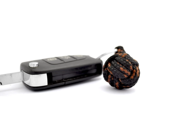 Paracod monkey fist keychain