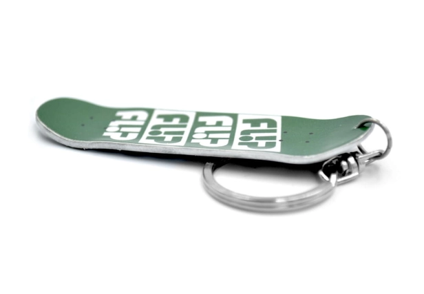 Skateboard Your Logo Fob
