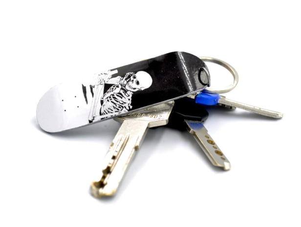Zero Skateboard Key Holder