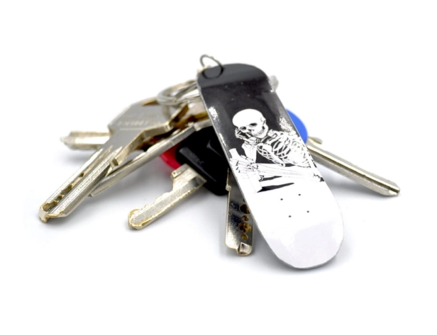Zero Skateboard Keychain