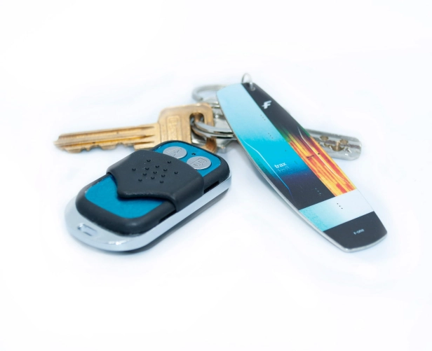 fone trax 2023 kiteboard keychain